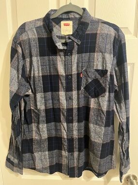 Levi's Men's Blue and Gray Plaid Button-Down Shirt